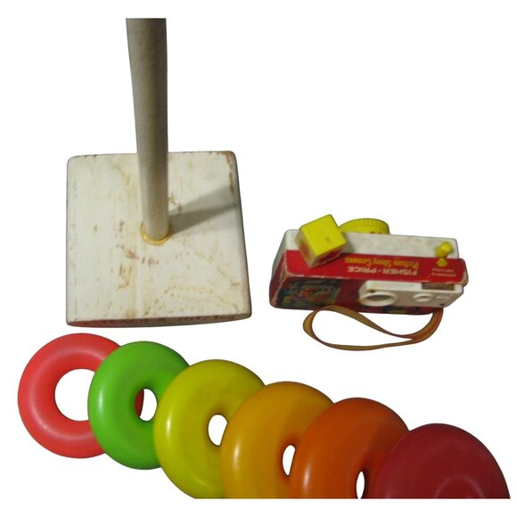 Vintage Teach-A-Tot Stacking Rings & Fisher-Price 1960s Toy Camera Bundle - Picture 5 of 5